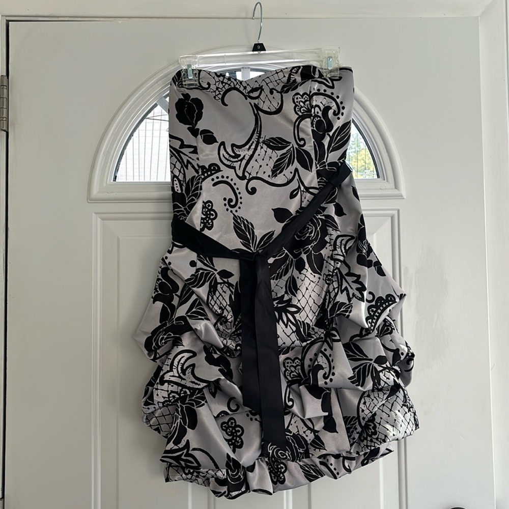 Kohl’s size 13 strapless gray and black dress.